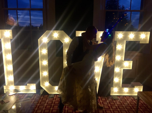 Love Hate star Susan Loughnane marries her long term beau - VIP Magazine