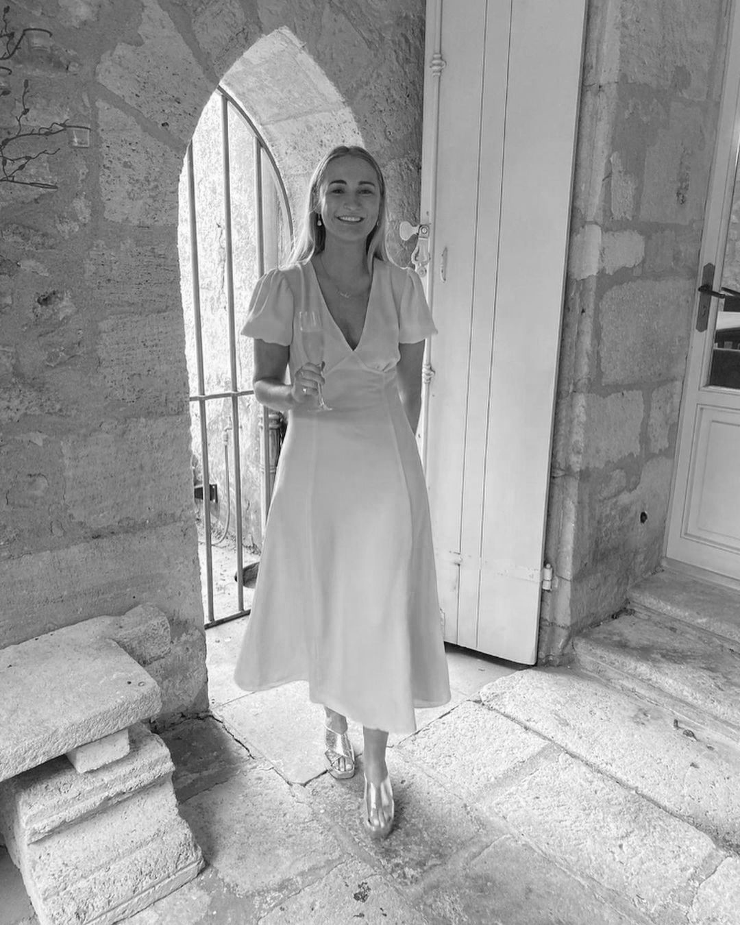 Rachel Hennessy Happy Days VIP Magazine