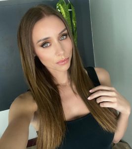 Una Healy